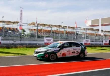 Persaingan Ketat Warnai Race 1 Krida Agya OMR di Sirkuit Mandalika