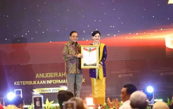 OJK Raih Predikat Badan Publik Terbaik Nasional 2025