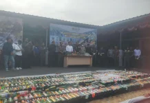 Ribuan Botol Miras dan Rokol Ilegal di Cianjur Dimusnahkan