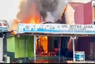Enam Rumah dan Tempat Usaha di Dulalowo Terbakar