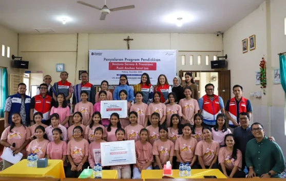 Aksi Sosial Pertamina Retail Bantu Warga Terdampak Sumbar