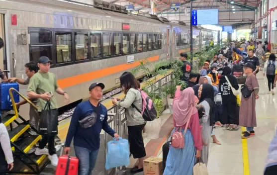YUK Segera Pesan, Tiket KA Nataru dari Daop 7 Madiun