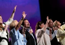 Cerita di Balik Lagu Malam Kudus yang Abadi