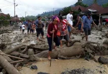 PBNU Serahkan Bantuan Rp1 Miliar Korban Bencana Aceh