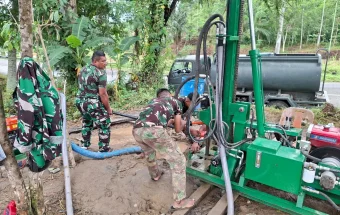 Paldam IM Bangun Sumur Bor Bantu Korban Banjir 