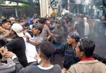 Demo Polisi: Evaluasi Kapolresta Hingga Copot Kapolsek Nusaniwe 