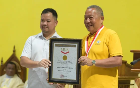 Pembangunan Gereja Katolik Tercepat Indonesia Dapat Piagam MURI