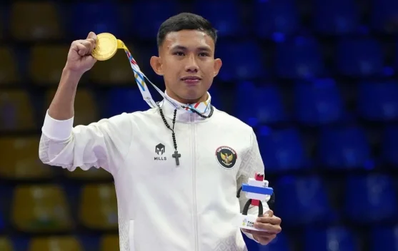 Jefri Persembahkan Emas untuk Kickboxing Indonesia