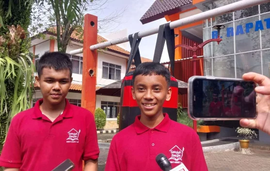 Semangat Tinju Dua Pelajar SRMA 9 Jakarta
