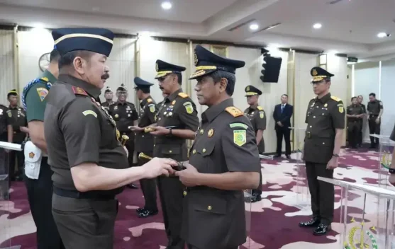 Kajati Kalsel: Dukung Proses Hukum di KPK