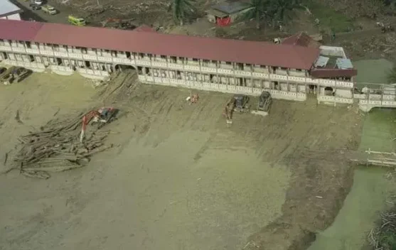 Integrated Cleanup Operations Restore Mobility and Education in Sumatra