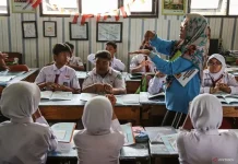 Japanese Embassy Offers Non-Degree Scholarships for Indonesian Teachers