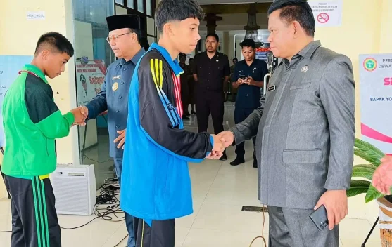 Bupati Sumba Barat Sambut Kontingen Tinju Berprestasi Porprov