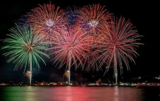 Sebagian Masyarakat Siap Rayakan Pergantian Tahun di Rumah