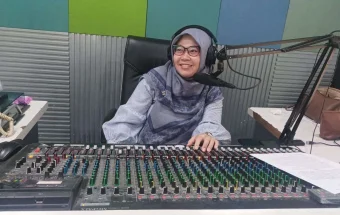 Tahun Baru: Pekerja Media Bertahan atau Terbang Lebih Tinggi