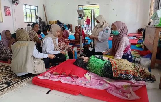 Korban Banjir Martapura Barat Mulai Terserang Penyakit Kulit