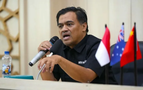 Wirausaha Solusi Bagi Masyarakat        