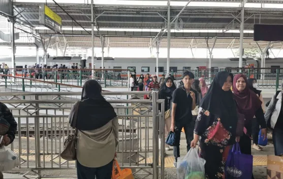 Sambut Tahun Baru, KAI Imbau Penumpang Datang Awal