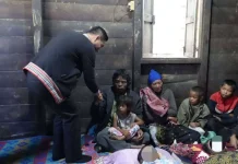 Bupati Humbahas Melayat Almarhum Hotnike dan Ricardo Lumbangaol