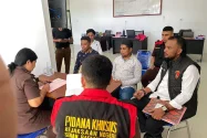 Eks PJ Kades, Bendahara Ainena Diserahkan ke Jaksa