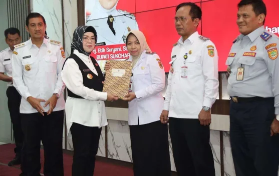 Pemkab Sukoharjo Serahkan DPA 2026 kepada 39 OPD