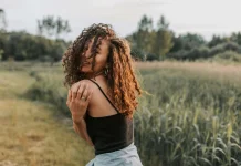 Tips Merawat Rambut Keriting Agar Sehat