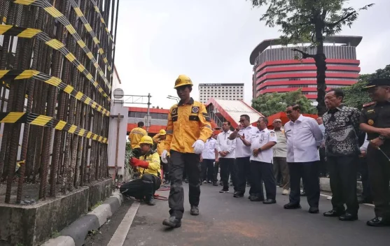 Tiang Monorel Dibongkar, Penataan Kawasan Kuningan Dimulai