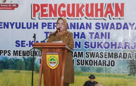 Bupati Sukoharjo Kukuhkan 99 Penyuluh Swadaya ‘Tuladha-Tani’