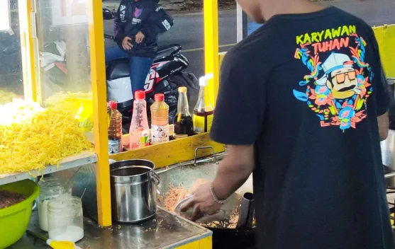 Nasi Goreng Jalanan, Penyelamat Lapar Tengah Malam