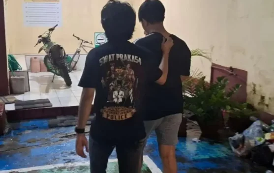 Mahasiswa Mencuri Uang dan Emas di Rumah Majikan