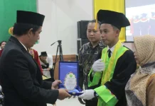 Sempat Terkendala Biaya, Perjalanan Satria Jadi Wisudawan Terbaik