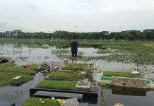 TPU Budi Darma Terendam, Penghasilan Penjaga Makam Berkurang