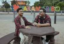 “Tak Kancani” Lagu Ndarboy Genk Bersama Musisi Difabel   