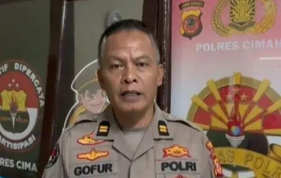 Polres Cimahi Selidiki Insiden Pelemparan Botol ke Mobil