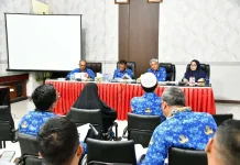 Bupati Tapteng Pimpin Rapat Luar Biasa Perumda Mual Nauli 
